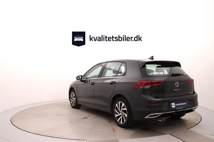 Grå VW Golf fra 2020
