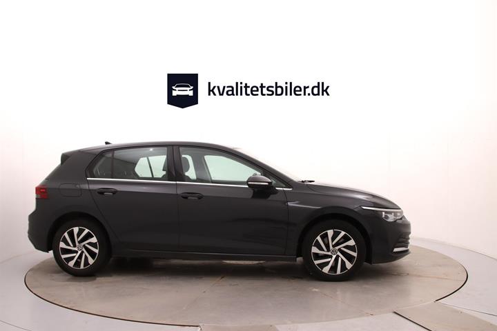 Grå VW Golf fra 2020