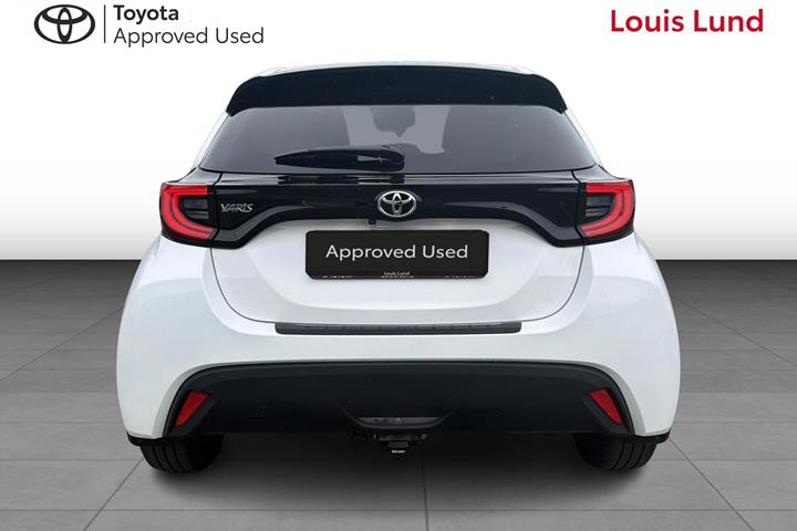 Hvid Toyota Yaris fra 2021