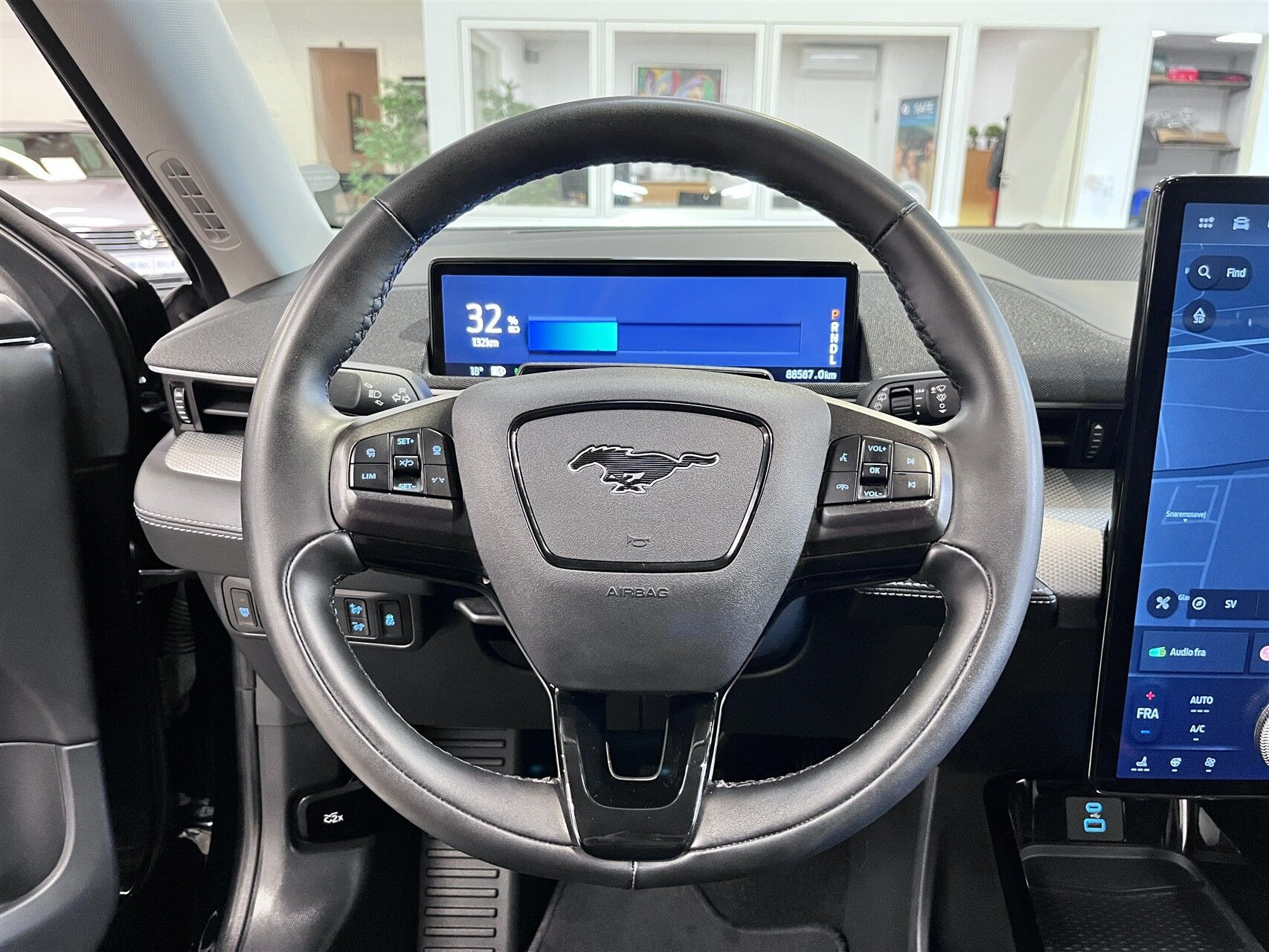 Ford Mustang Mach-E Long Range, 294hp, 2022