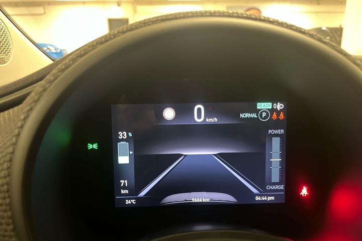 Hvid Fiat 500e fra 2023
