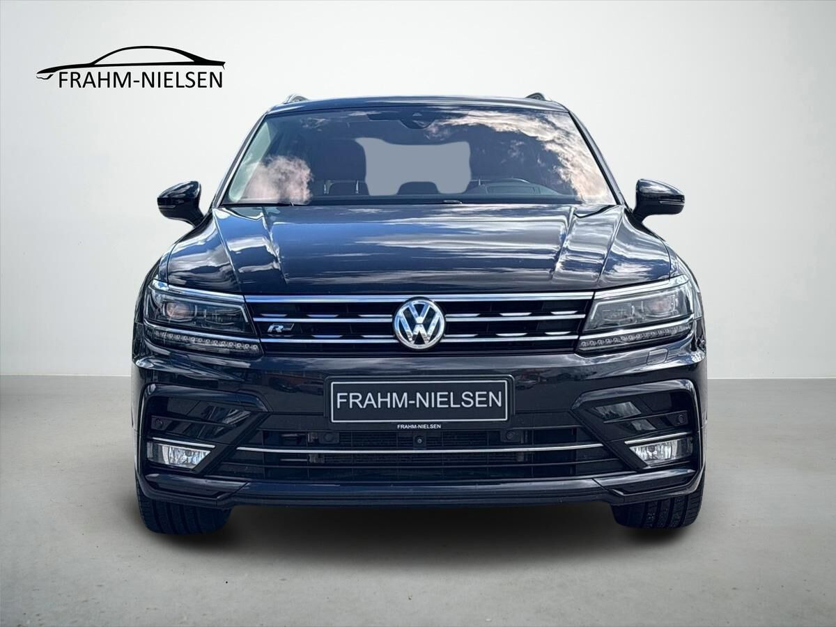 Sort VW Tiguan fra 2016