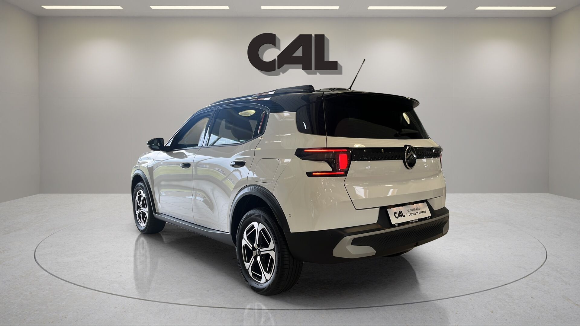 Hvid Citroën e-C3 Aircross fra 2025