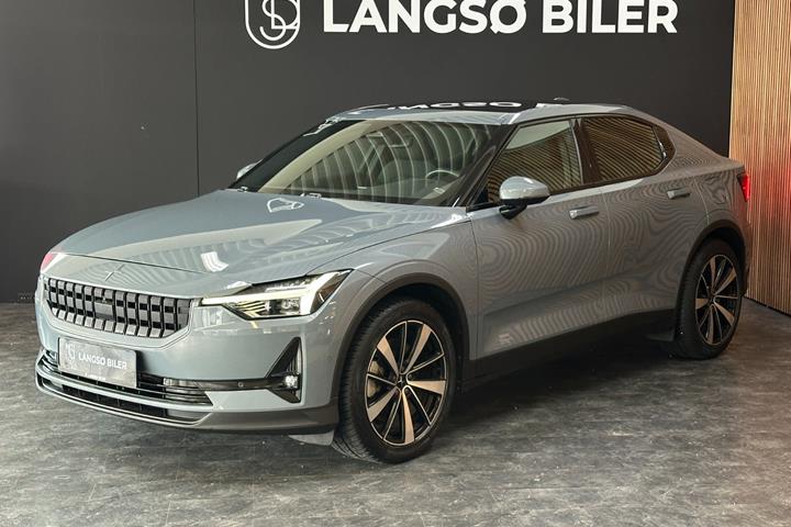 Grå Polestar 2 fra 2022 set udefra