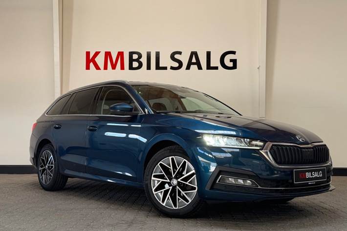Blå Skoda Octavia fra 2021