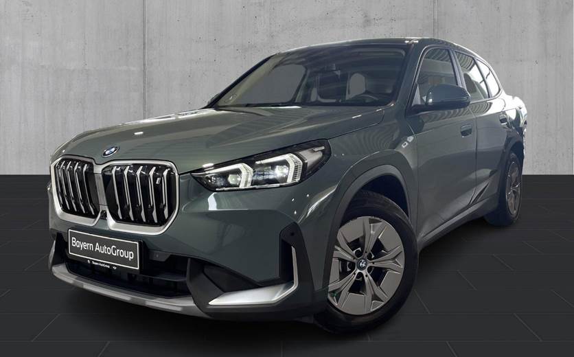 BMW iX1 xDrive30 X-Line