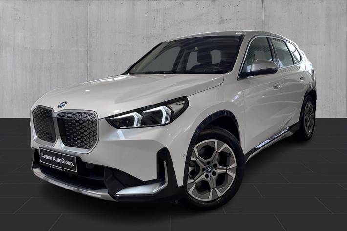 Hvid BMW iX1 fra 2023