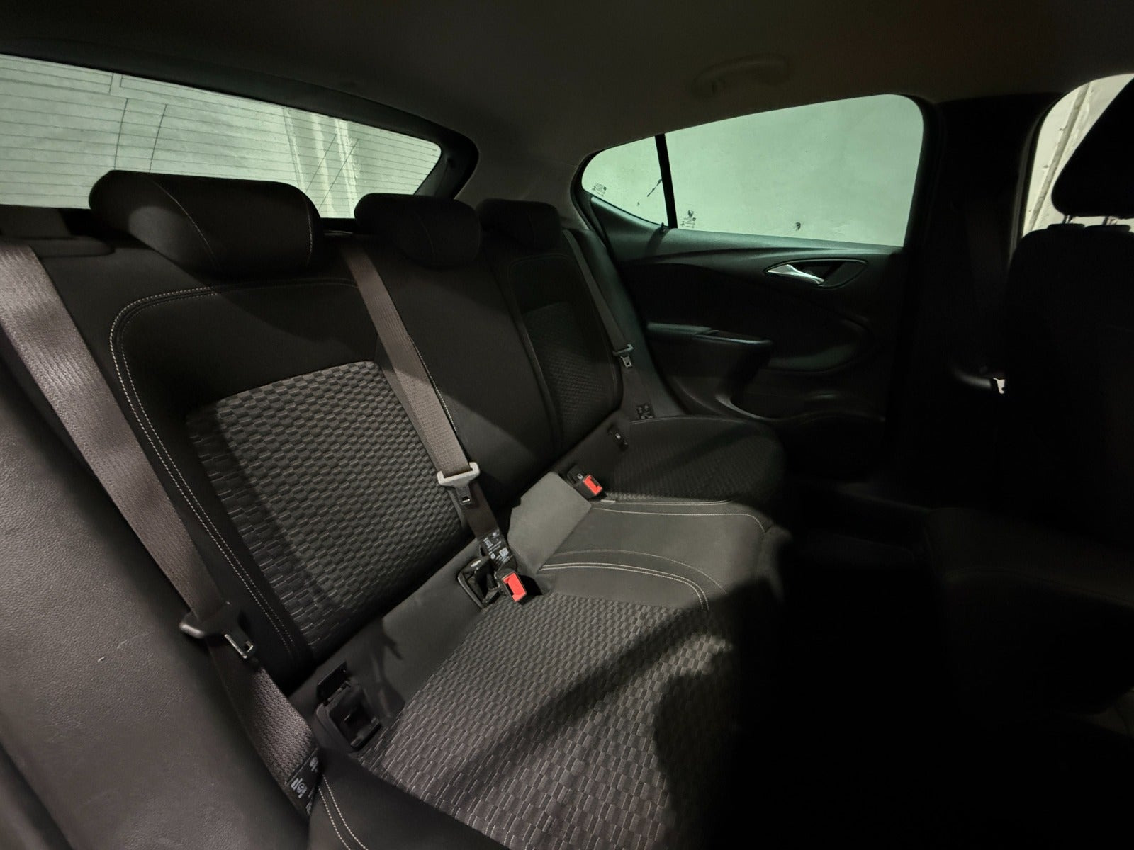 undefined Opel Astra fra 2017