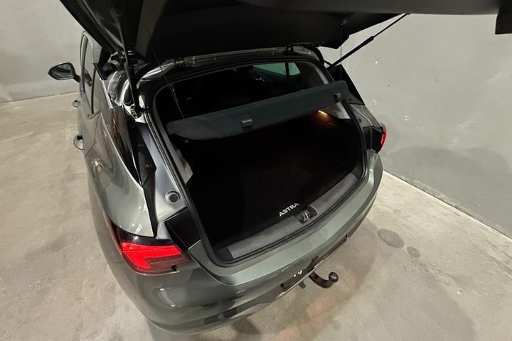 undefined Opel Astra fra 2017