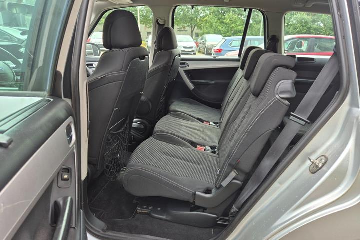 Grøn Citroën Grand C4 Picasso fra 2008
