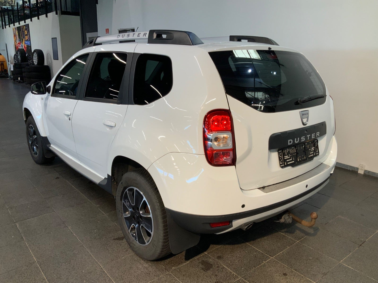 Hvid Dacia Duster fra 2017