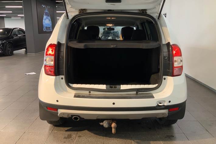 Hvid Dacia Duster fra 2017