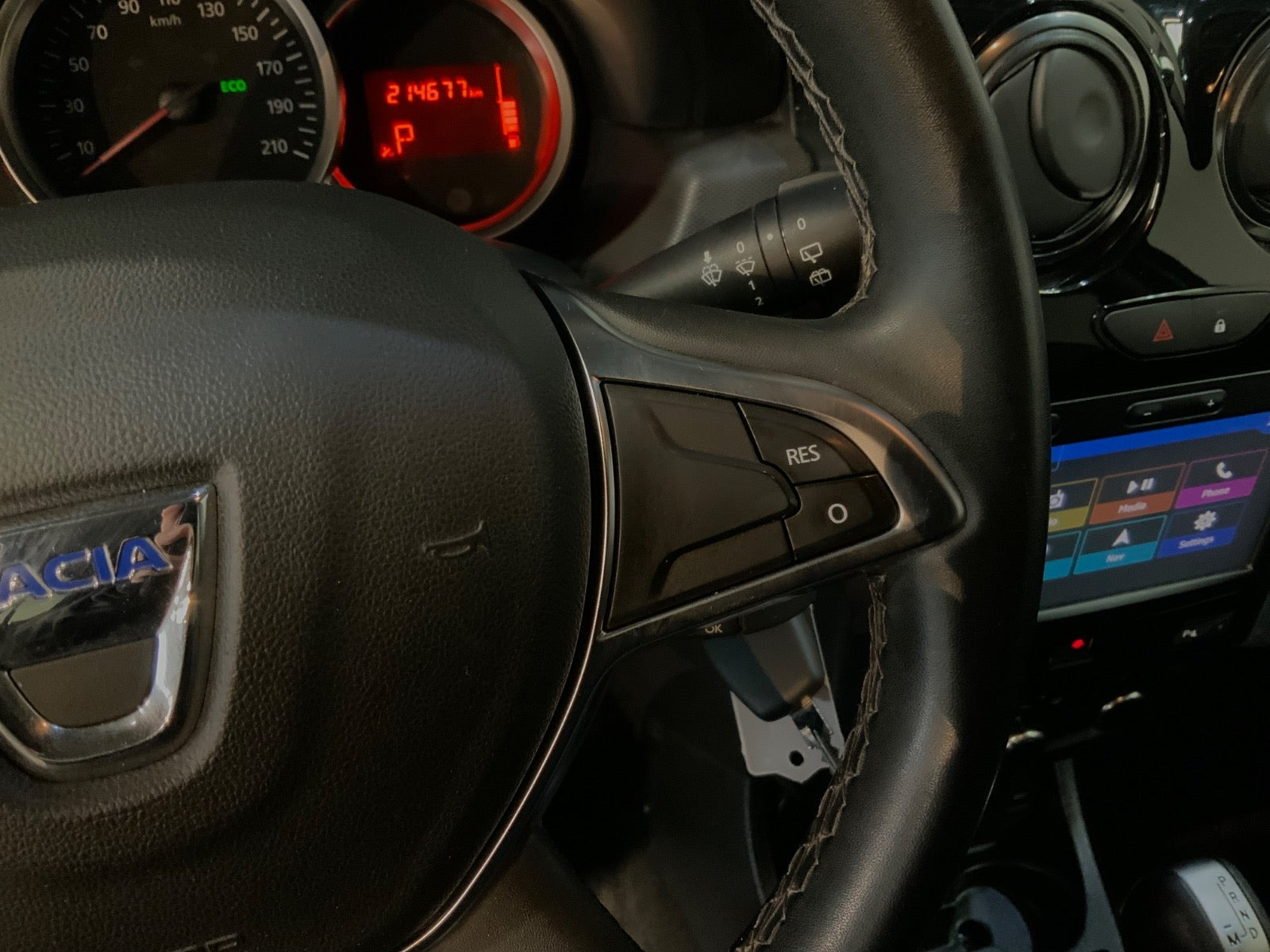 Hvid Dacia Duster fra 2017