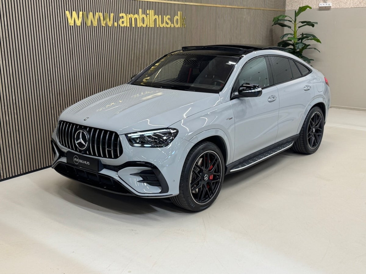 Grå Mercedes GLE53 fra 2024