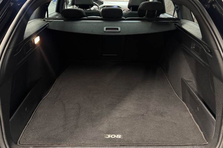 Sort Peugeot 308 fra 2018