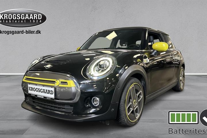 Sort Mini Cooper SE fra 2020 set udefra