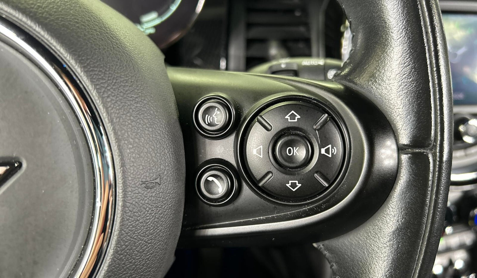 Sort Mini Cooper SE fra 2020