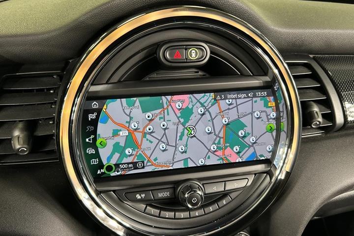Sort Mini Cooper SE fra 2020