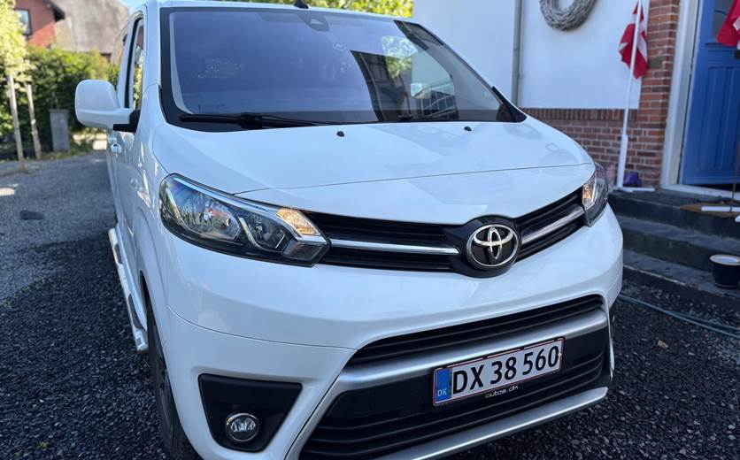 Toyota Proace Verso 75 Long Comfort Master