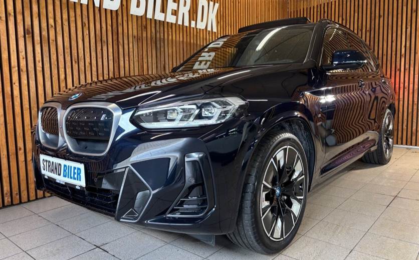 BMW iX3 Charged Plus M-Sport