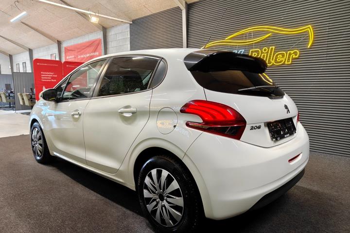 undefined Peugeot 208 fra 2018
