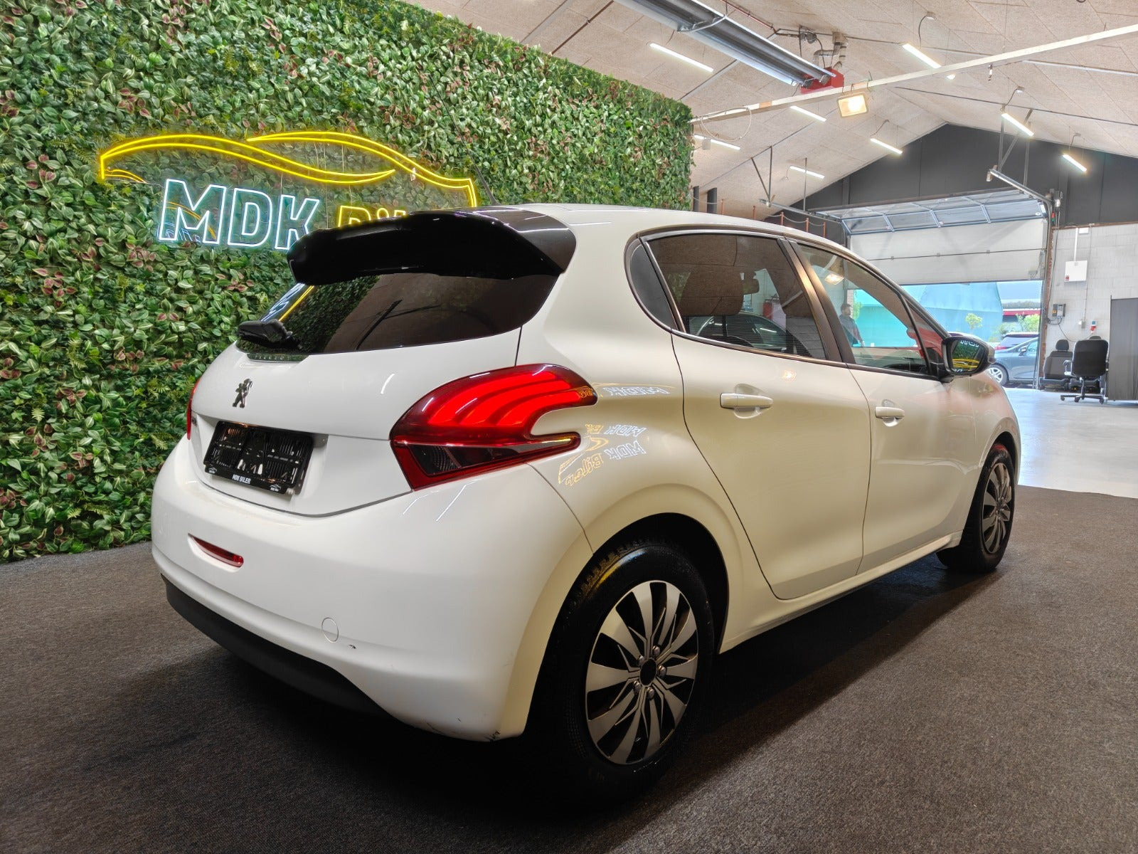 undefined Peugeot 208 fra 2018