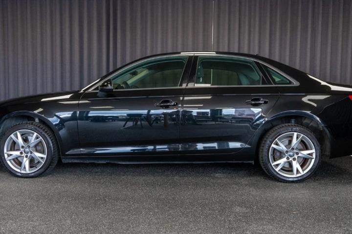 Sort Audi A4 fra 2017