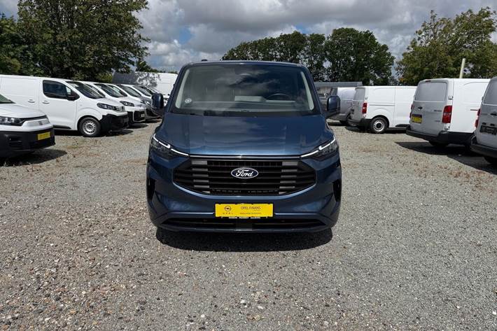 Blå Ford Transit Custom 300 L2 fra 2024