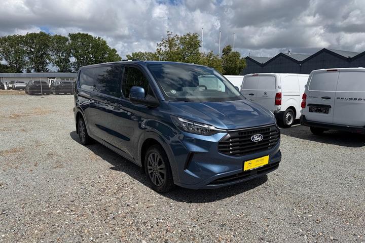 Blå Ford Transit Custom 300 L2 fra 2024