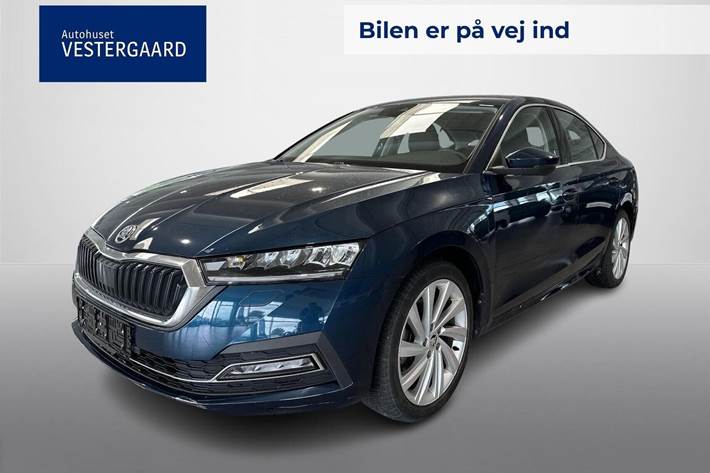 Blå Skoda Octavia fra 2021
