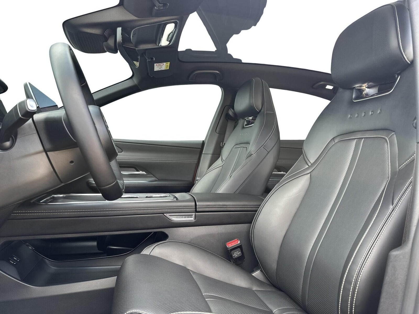 Rød Mazda 6e fra 2025