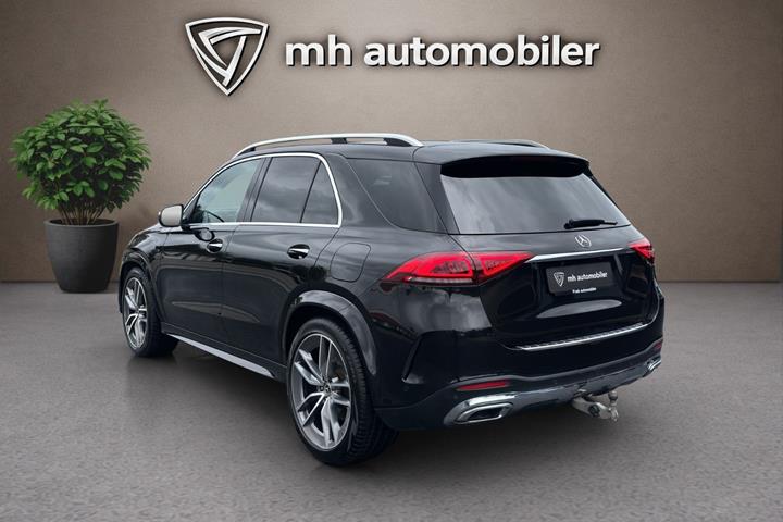 Sort Mercedes GLE350 de fra 2021