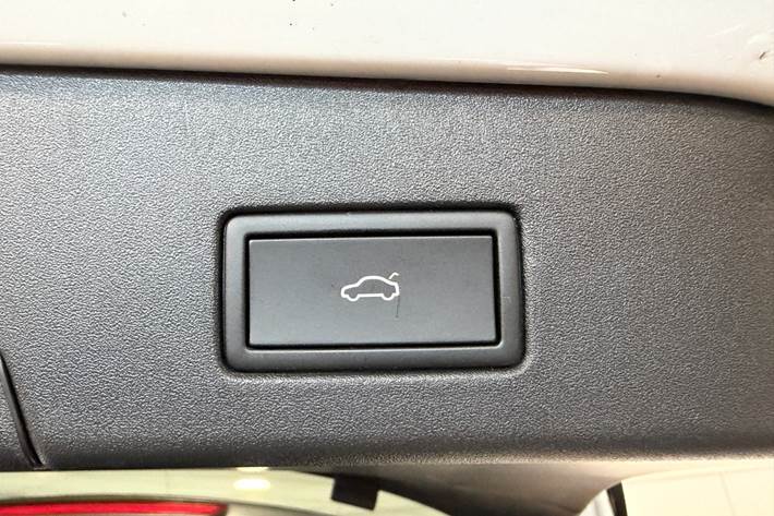 Hvid VW ID.4 fra 2023