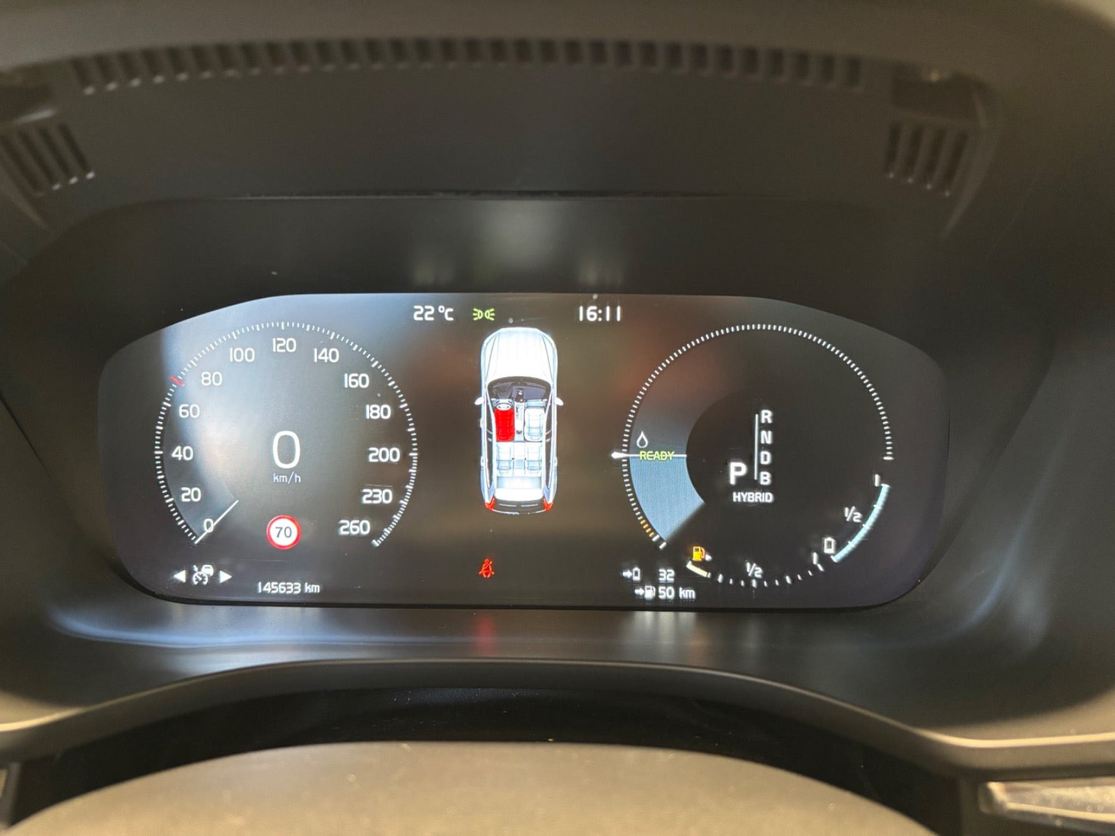 Grå Volvo XC60 fra 2018