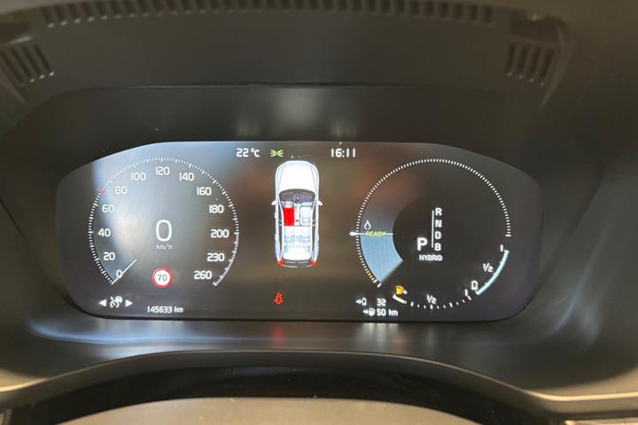 Grå Volvo XC60 fra 2018