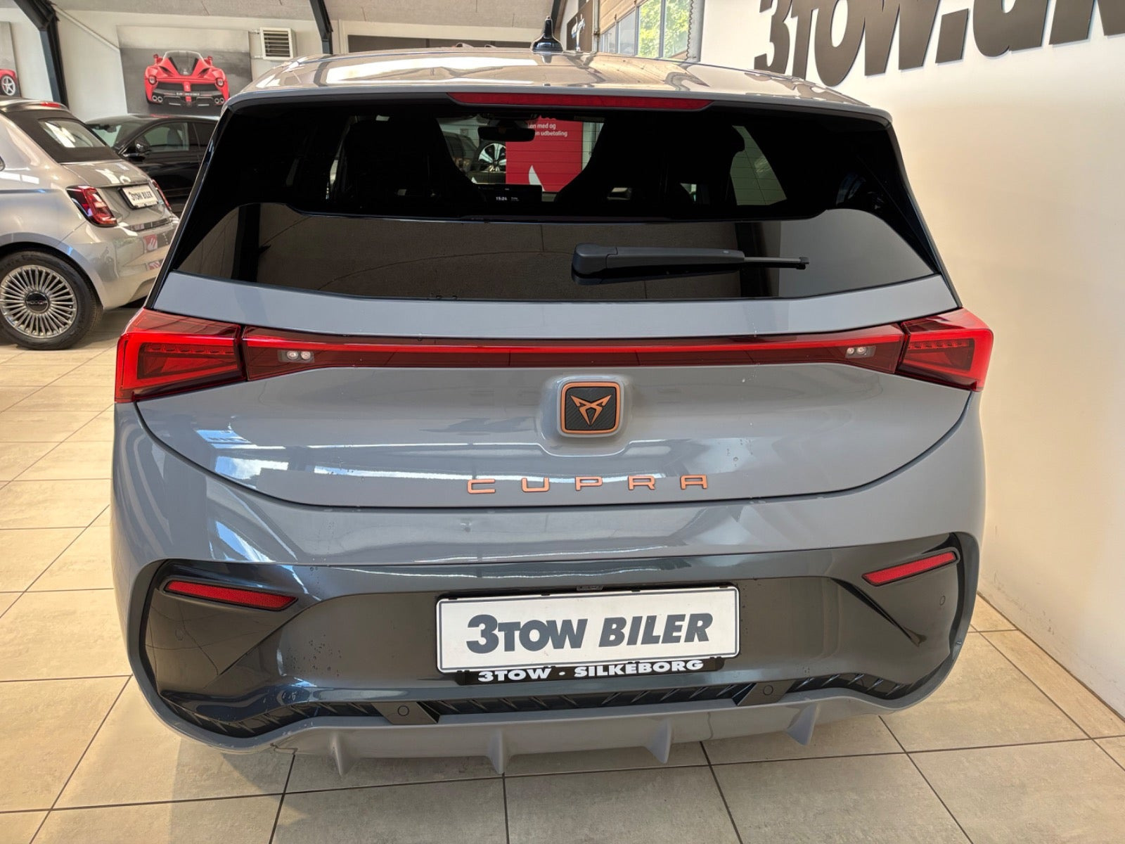 Grå Cupra Born fra 2022