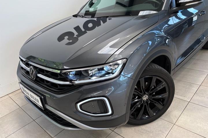 Grå VW T-Roc fra 2023