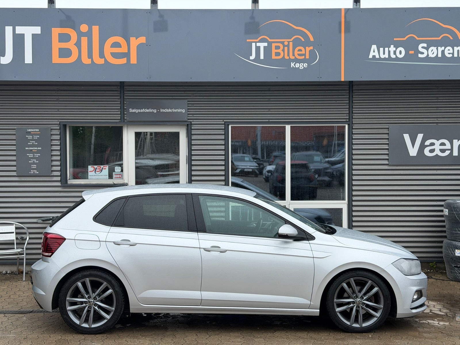 Sølv VW Polo fra 2021