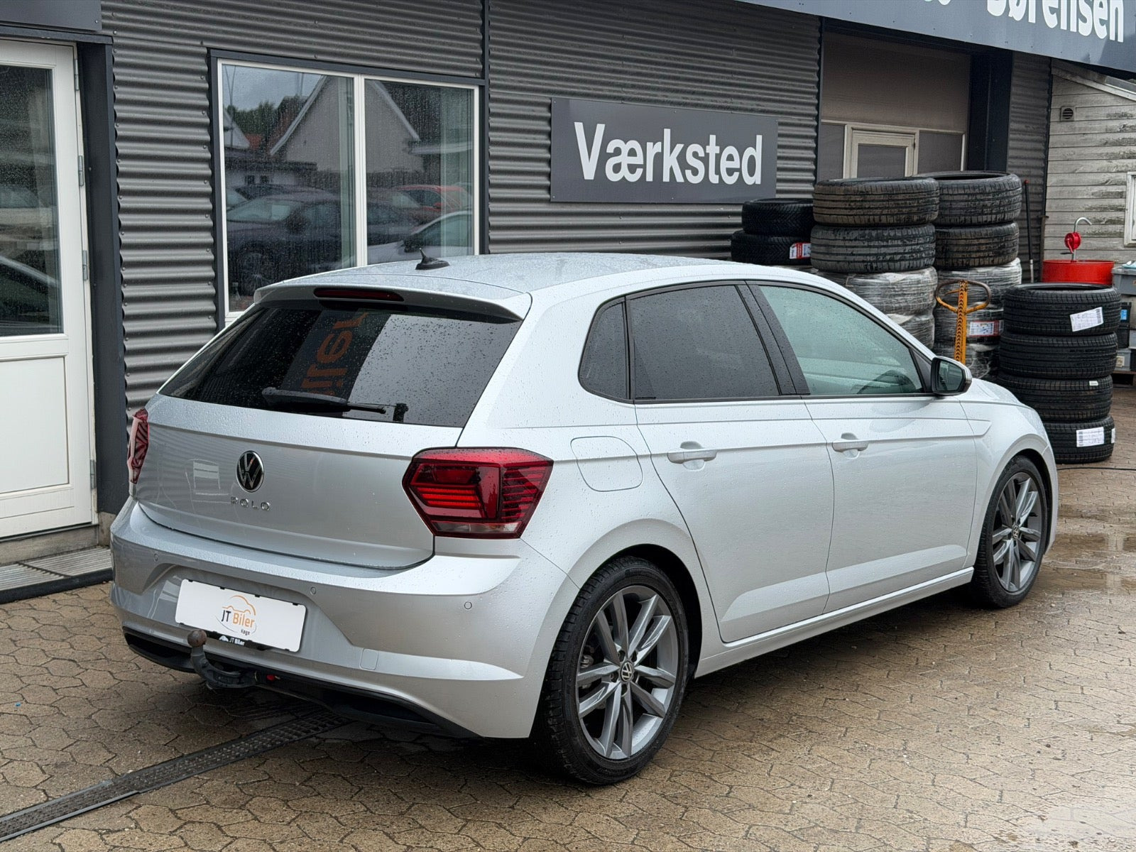 Sølv VW Polo fra 2021