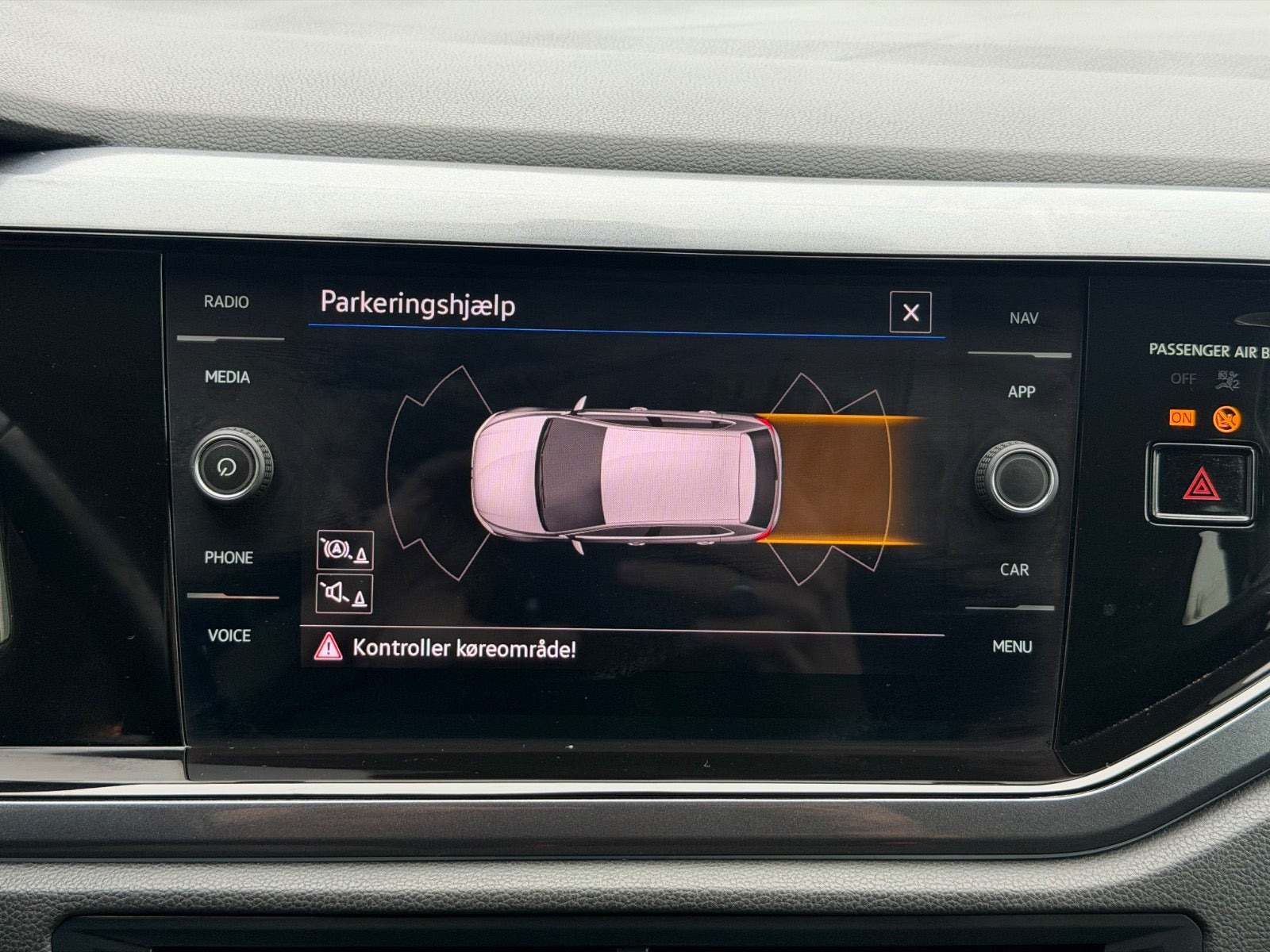 Sølv VW Polo fra 2021
