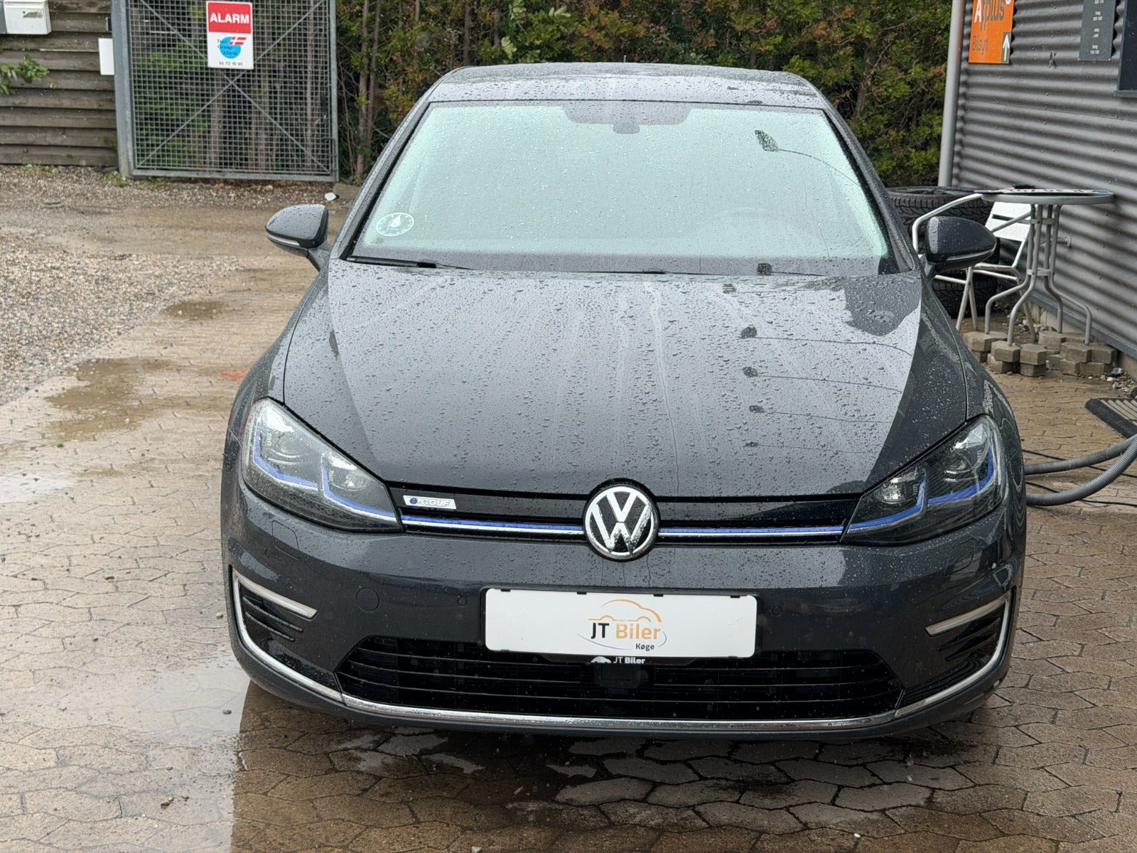 Grå VW e-Golf VII fra 2020