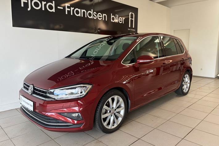 Grå VW Golf Sportsvan fra 2018