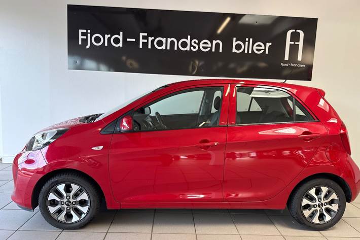 Rød Kia Picanto fra 2017