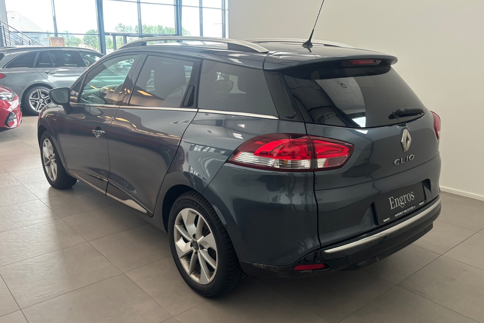 Sort Renault Clio IV fra 2017