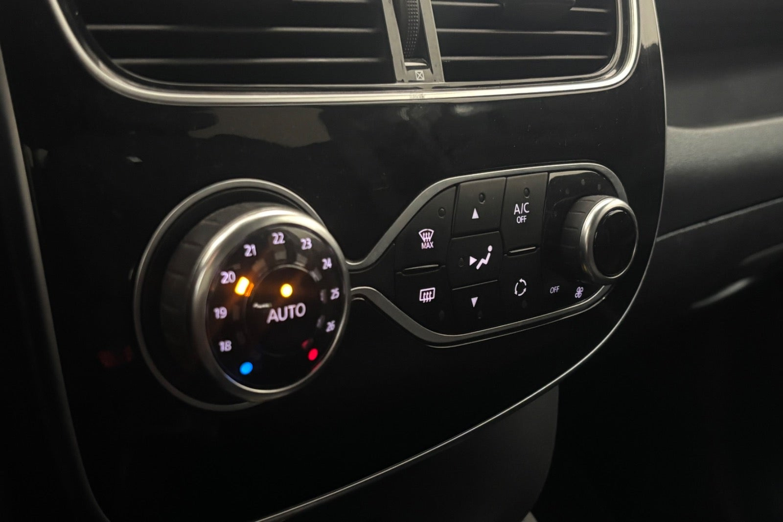 Sort Renault Clio IV fra 2017