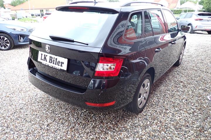 Sort Skoda Fabia fra 2019