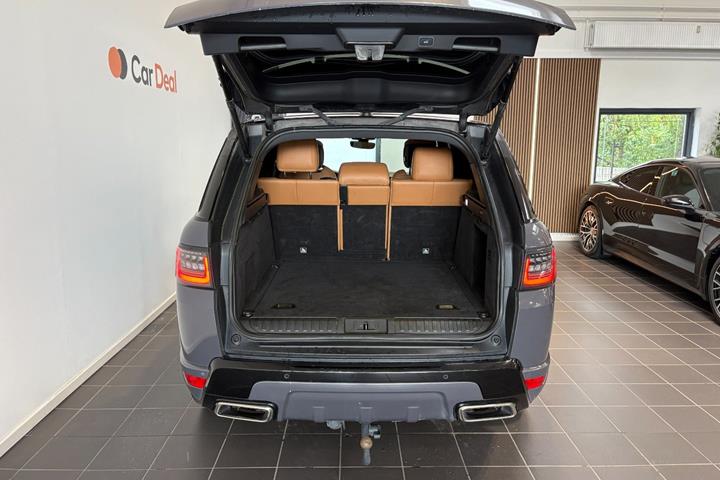 Hvid Land Rover Range Rover sport fra 2019