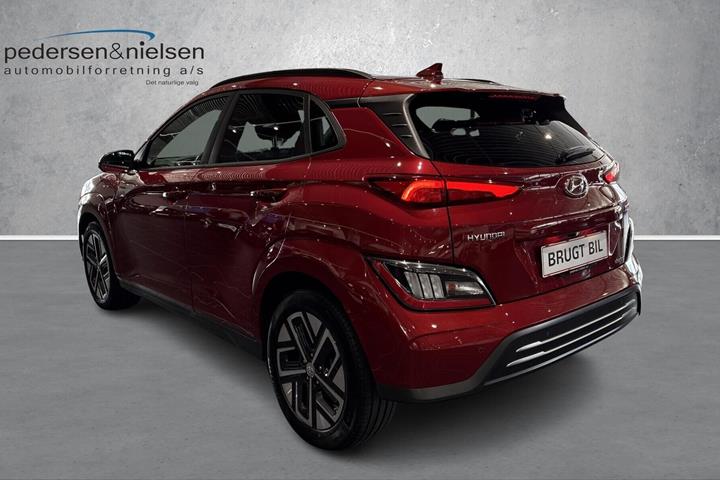 Rød Hyundai Kona fra 2021