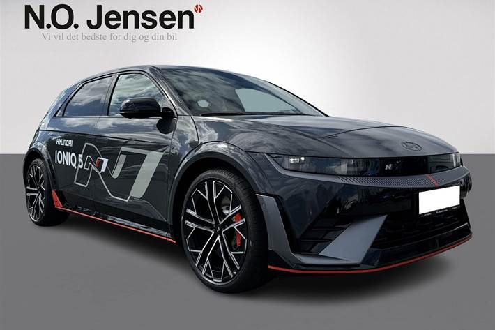 Grå Hyundai Ioniq 5 N fra 2025