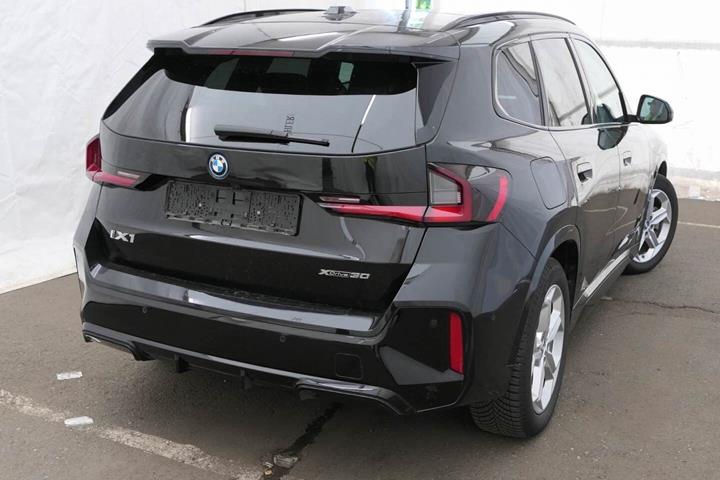 Sort BMW iX1 fra 2024